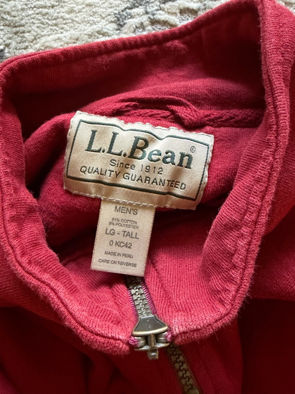 L.L. Bean Men's Burgundy Half-Zip Sweatshirt - Picture 3 of 3